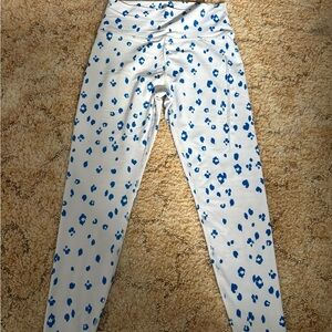 White and Blue Cheetah Leggings